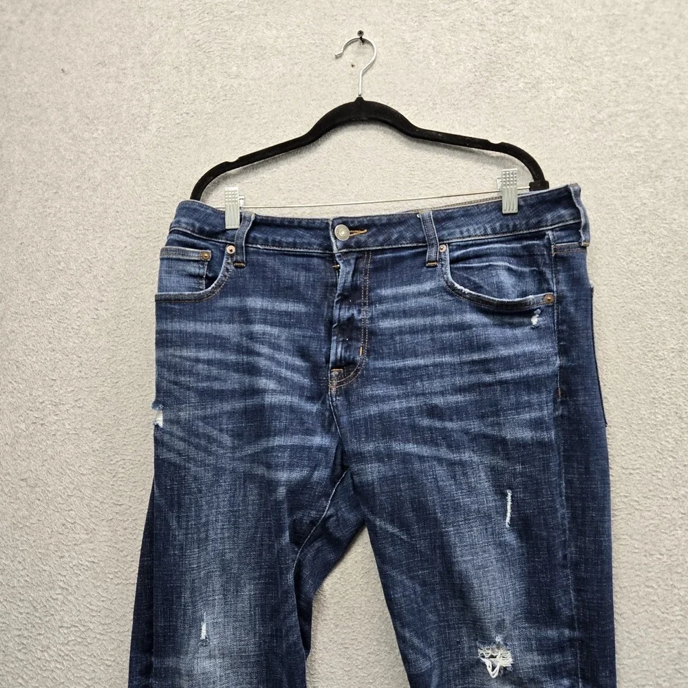 American Eagle Outfitters *please carefully